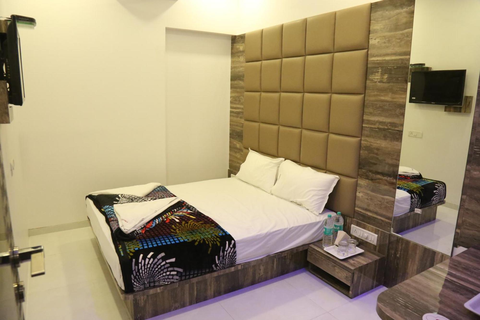 Hotel Magnum Airport T-2 Mumbai Luaran gambar