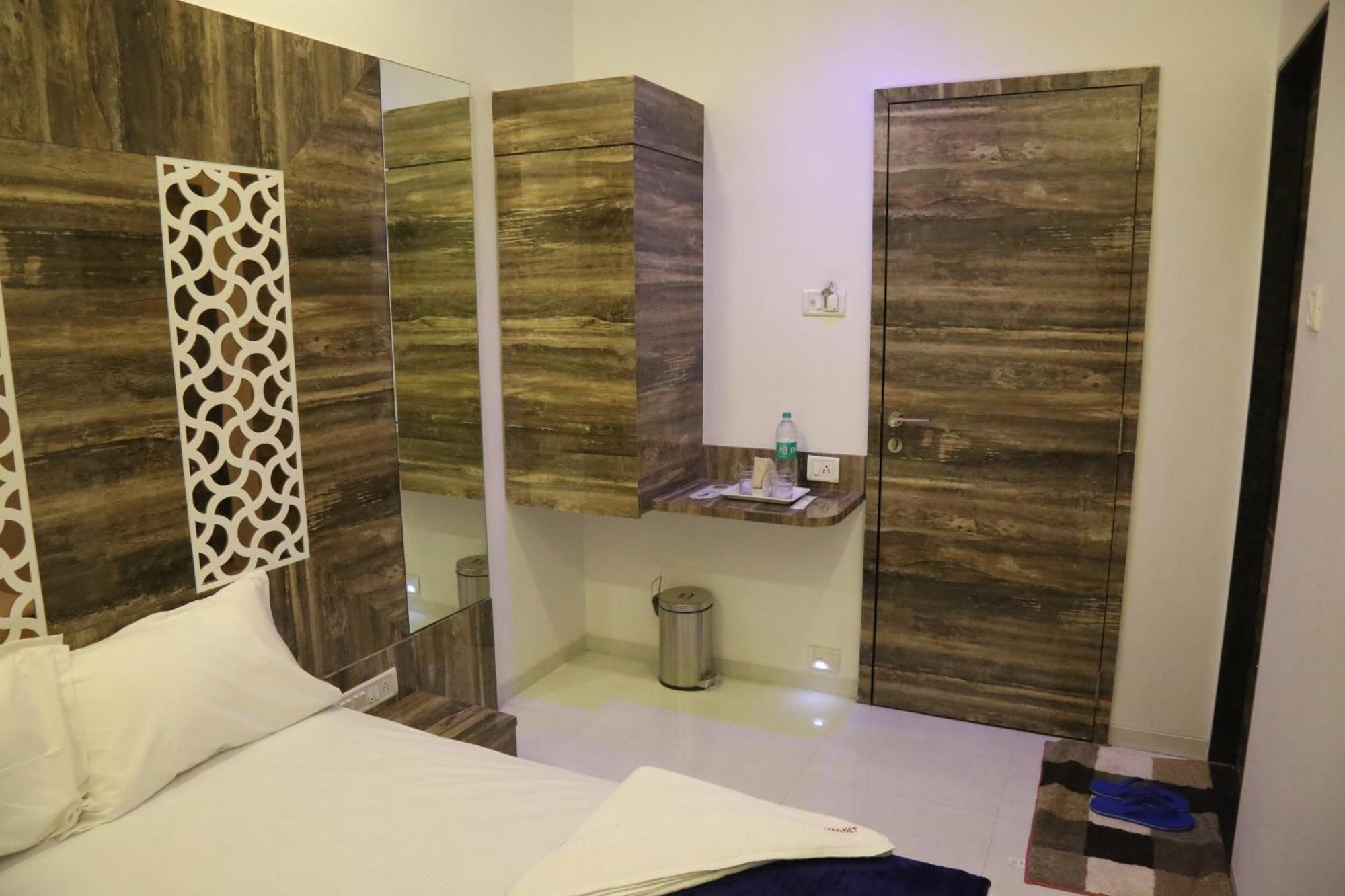 Hotel Magnum Airport T-2 Mumbai Luaran gambar
