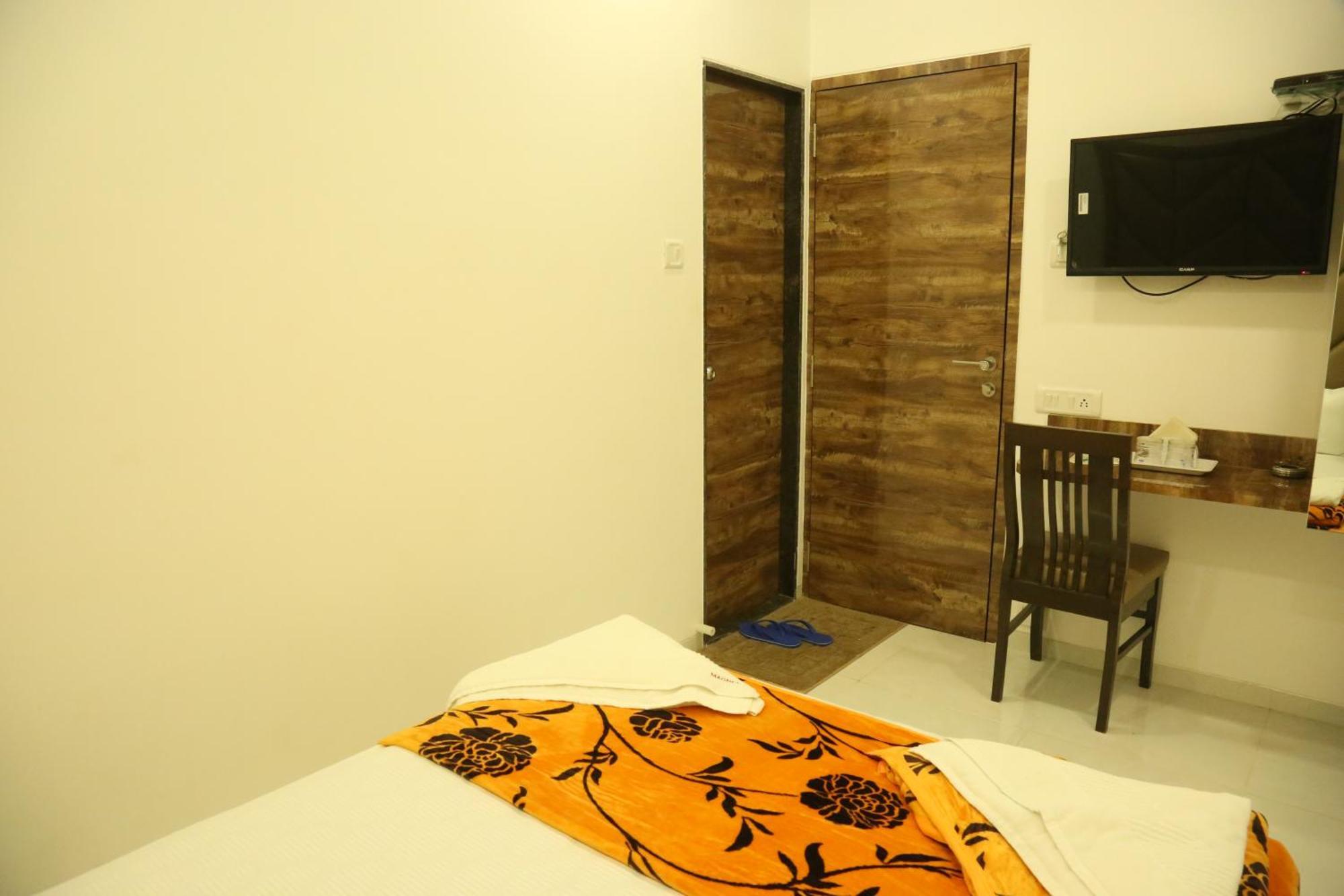 Hotel Magnum Airport T-2 Mumbai Luaran gambar