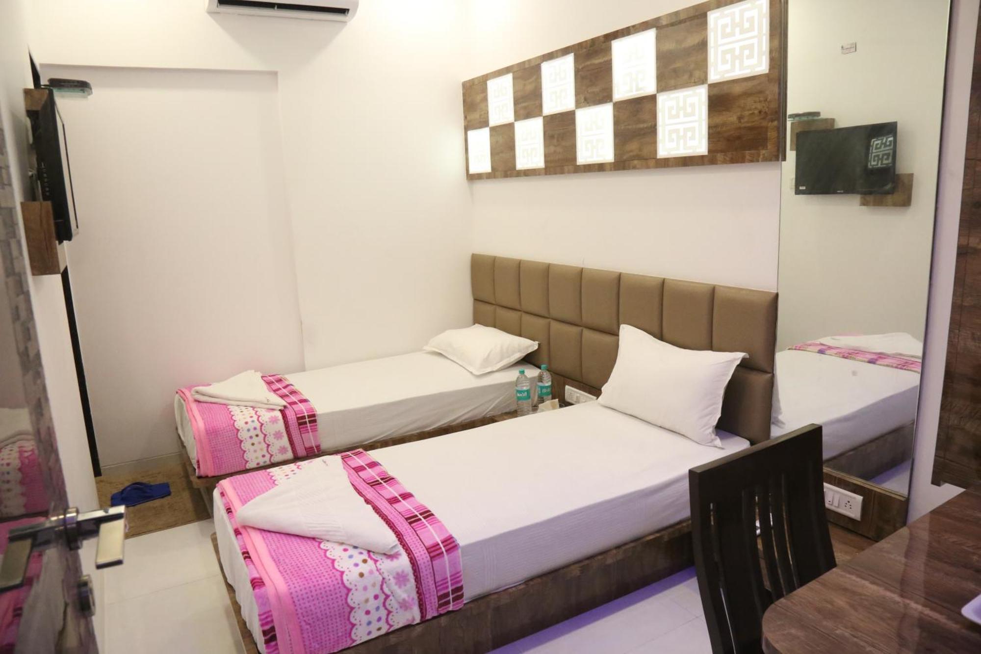 Hotel Magnum Airport T-2 Mumbai Luaran gambar