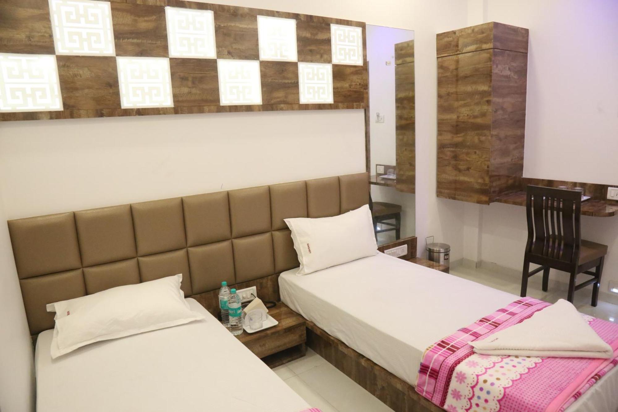 Hotel Magnum Airport T-2 Mumbai Luaran gambar