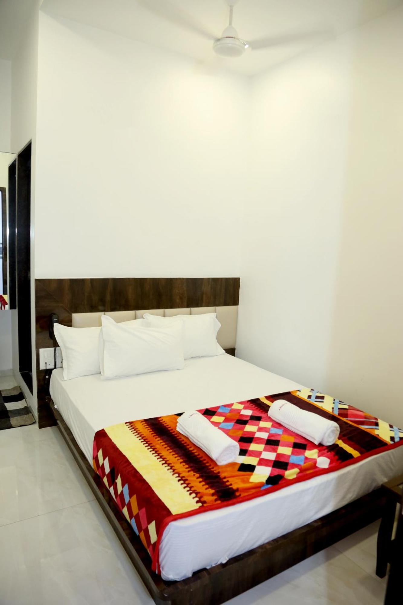 Hotel Magnum Airport T-2 Mumbai Luaran gambar