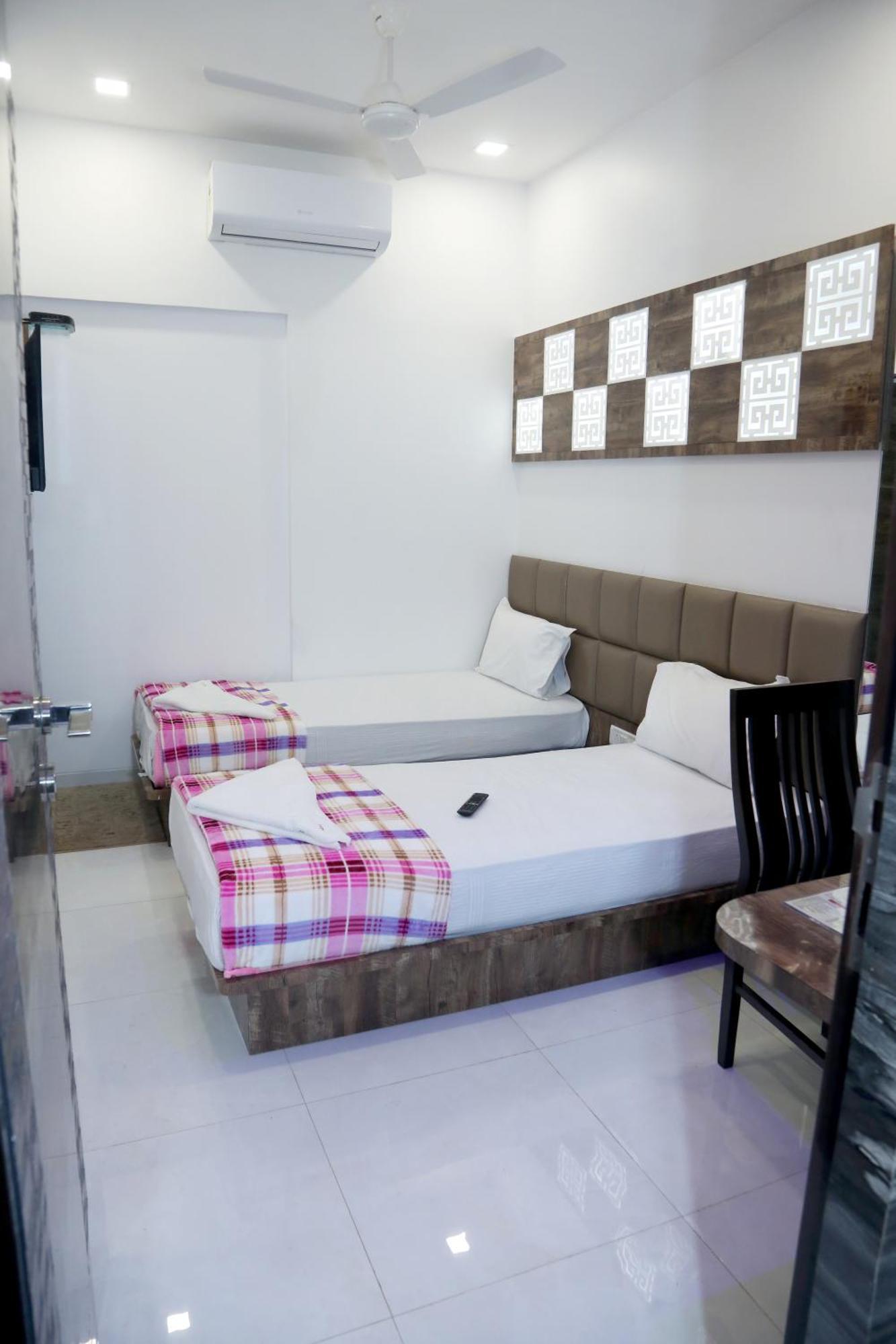 Hotel Magnum Airport T-2 Mumbai Luaran gambar